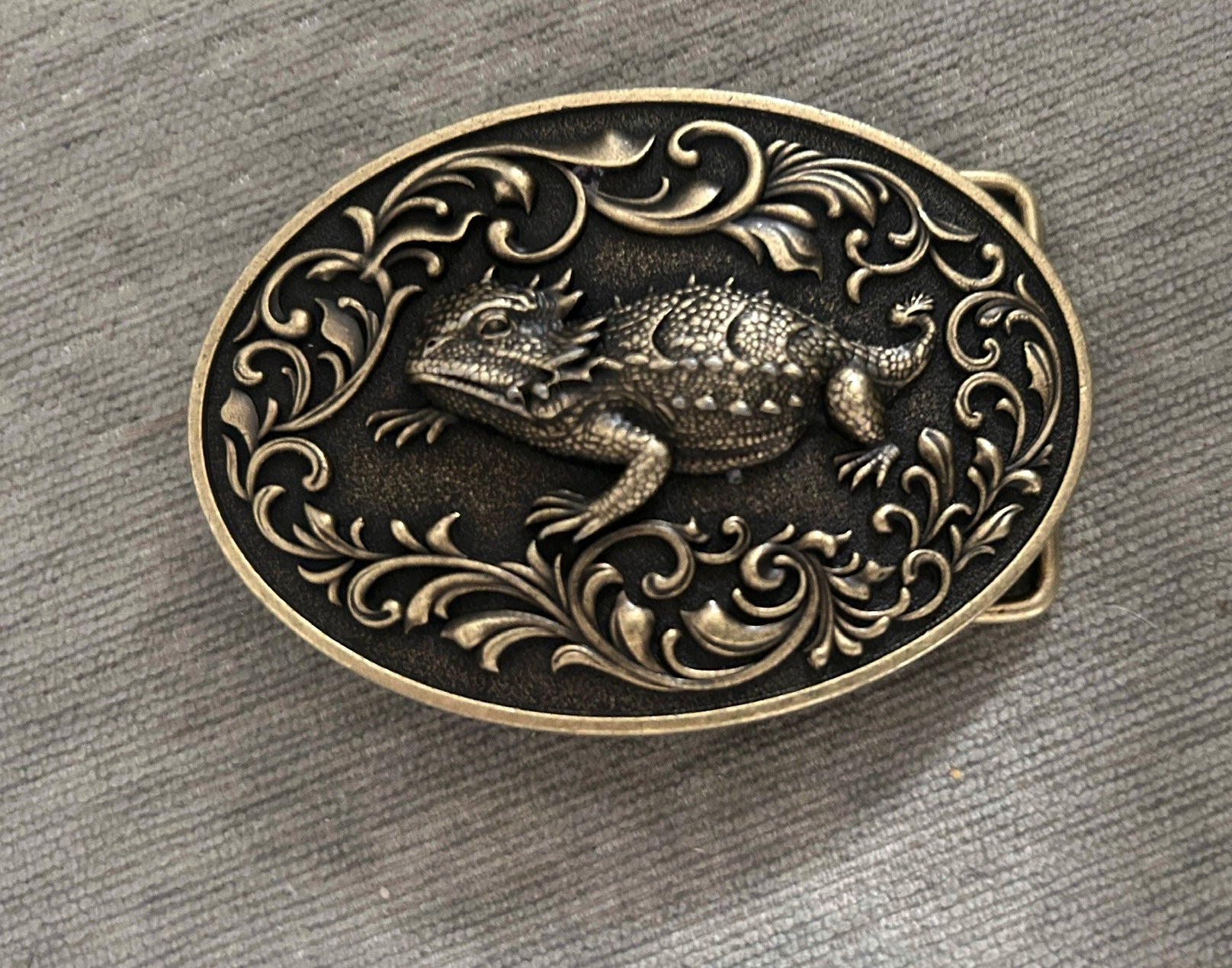 Horned Lizard Belt Buckle - Silver or Gold