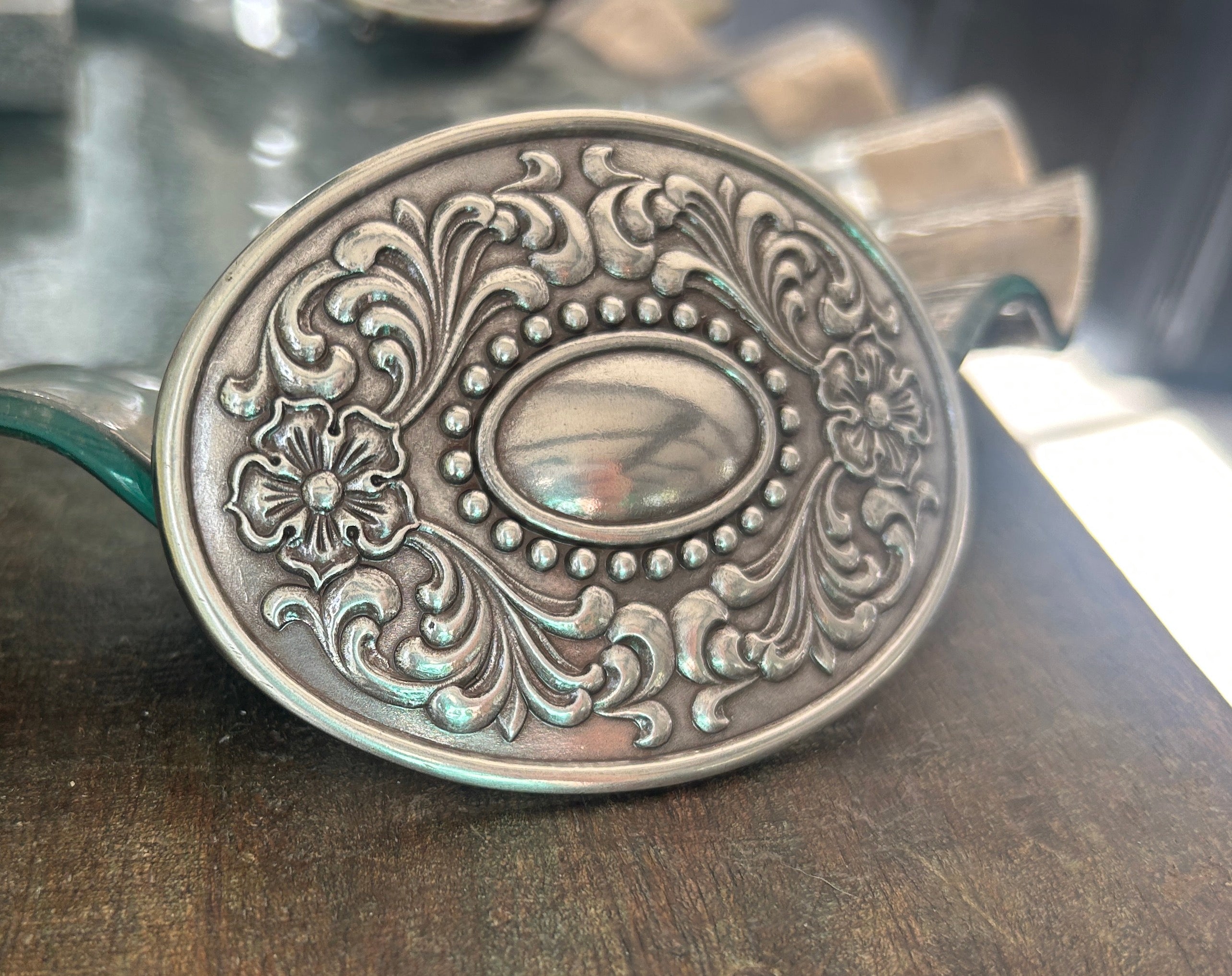 Silver Oval Belt Buckle