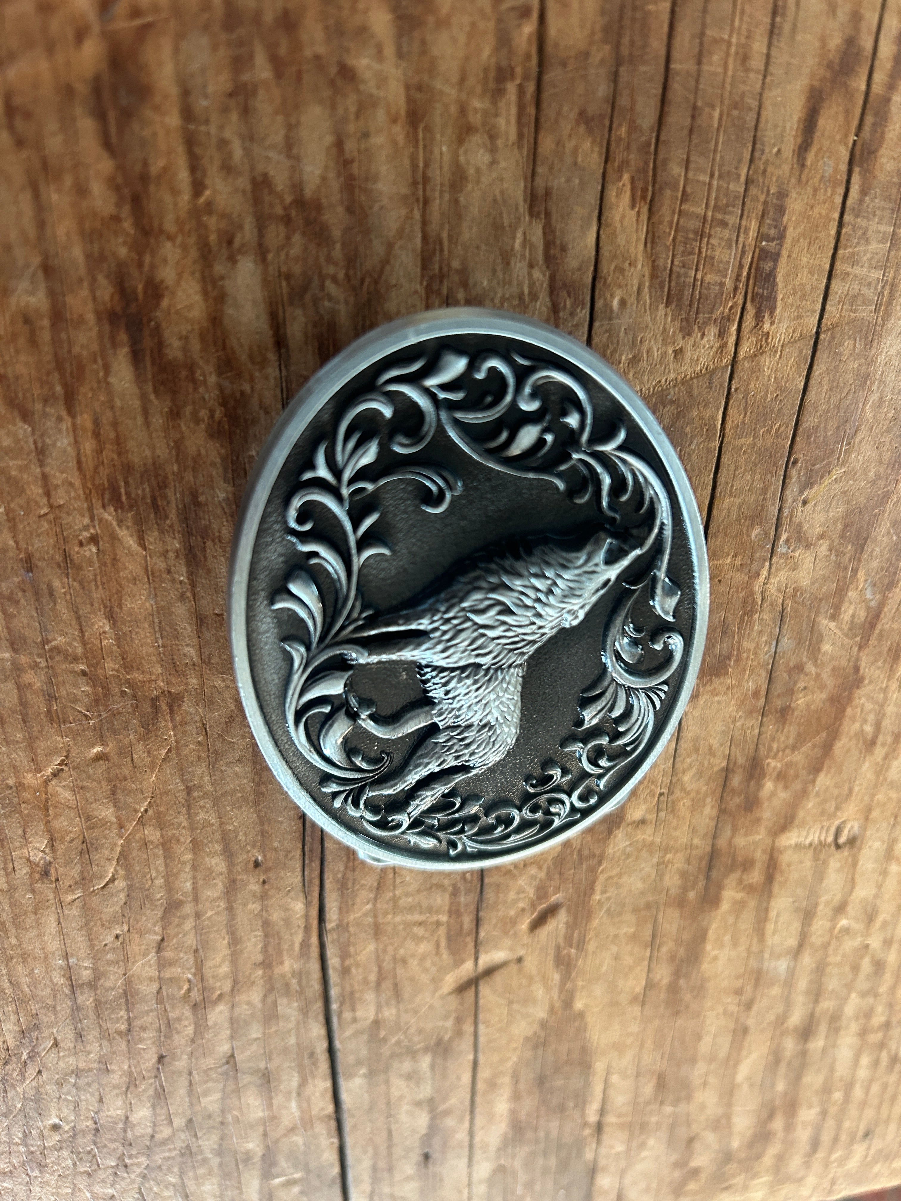 Wolf Belt Buckle - Antique Gold or Silver