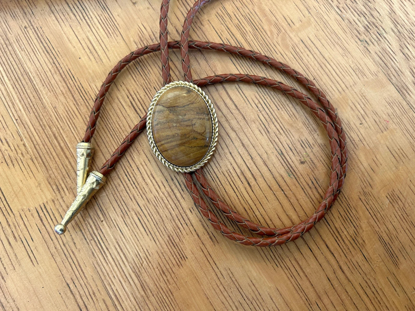 Golden Sandstone Bolo Tie