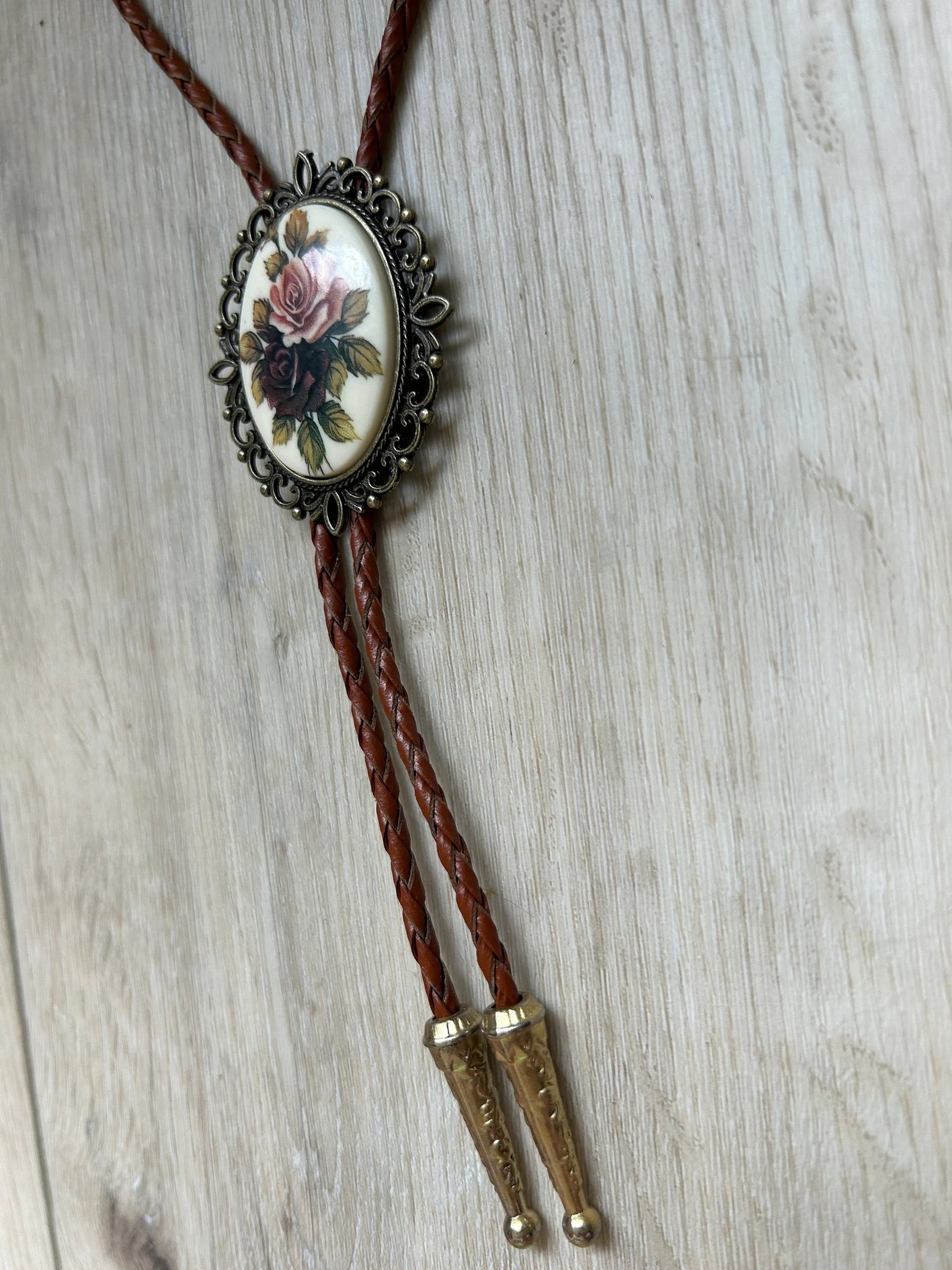 Rose Bouquet Bolo Tie