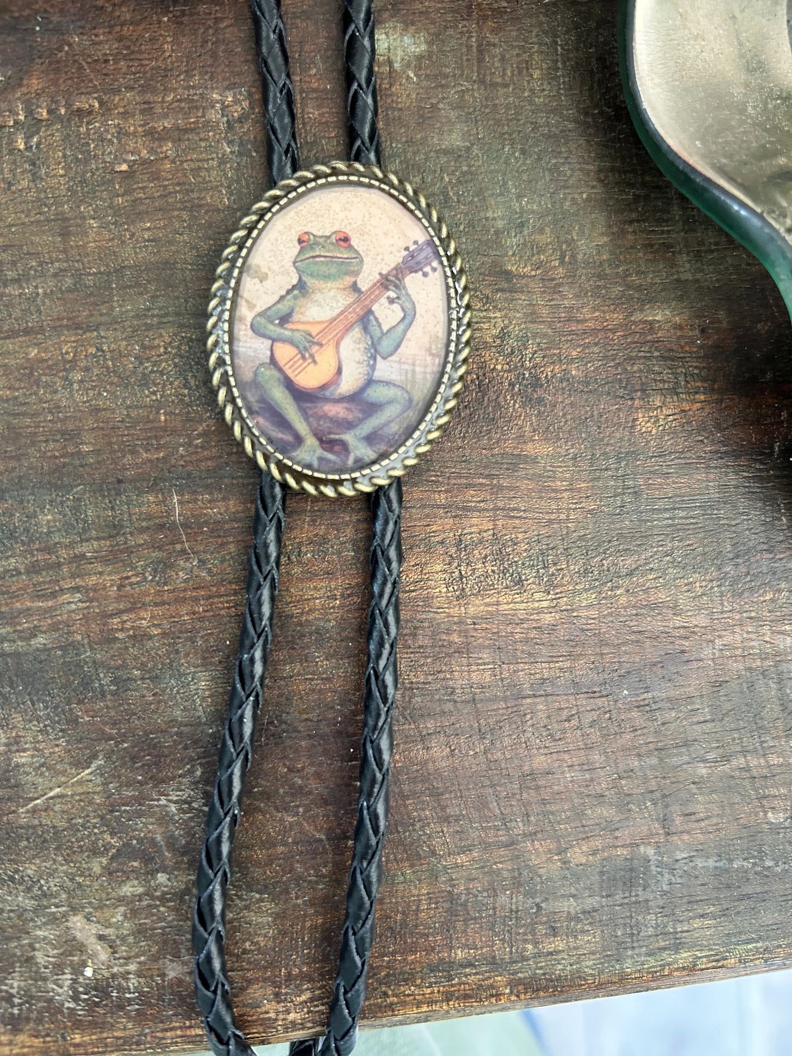 Banjo Frog Bolo Tie