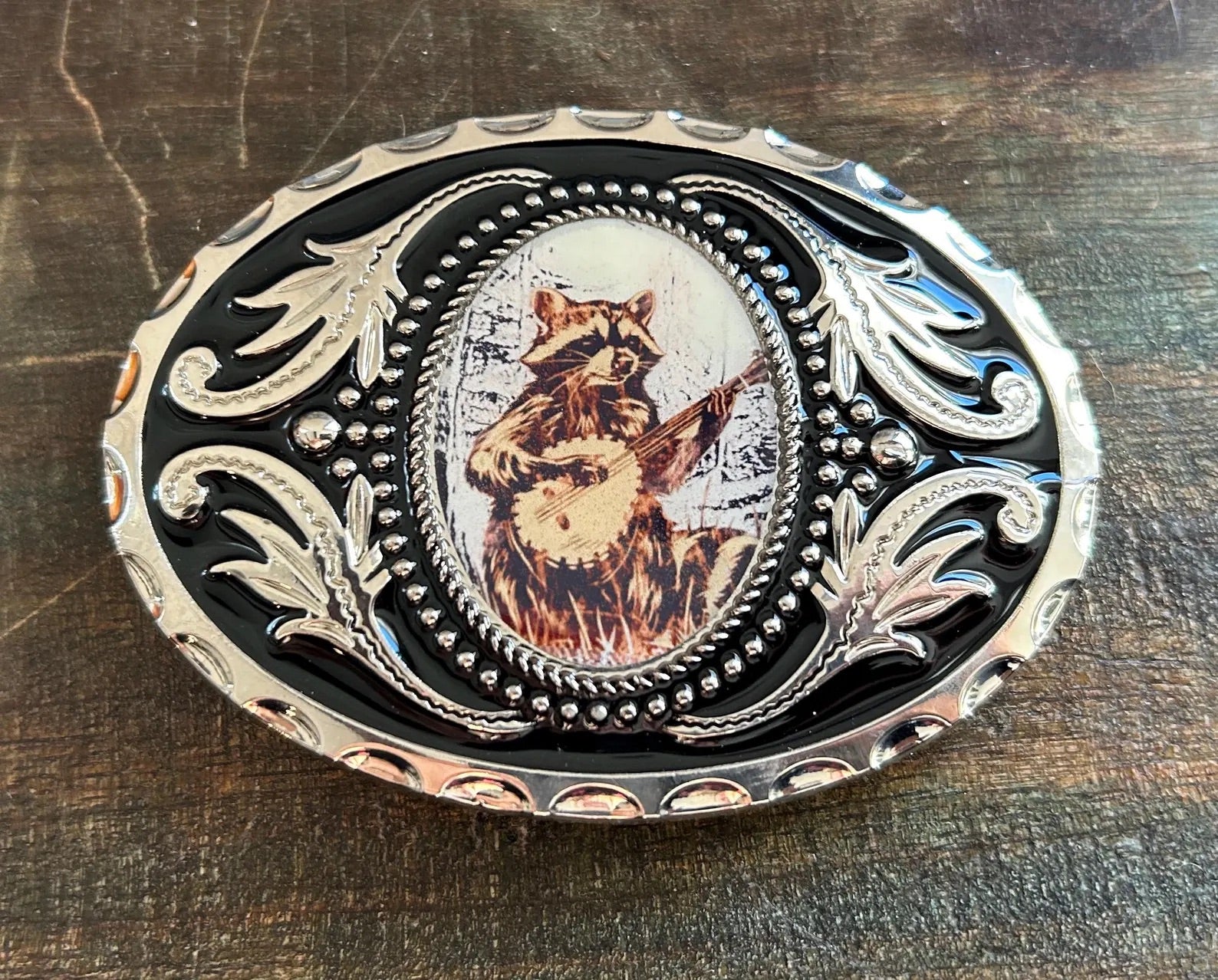 Raccoon playing Banjo Belt Buckle - Western Style Beautiful Silver Buckle