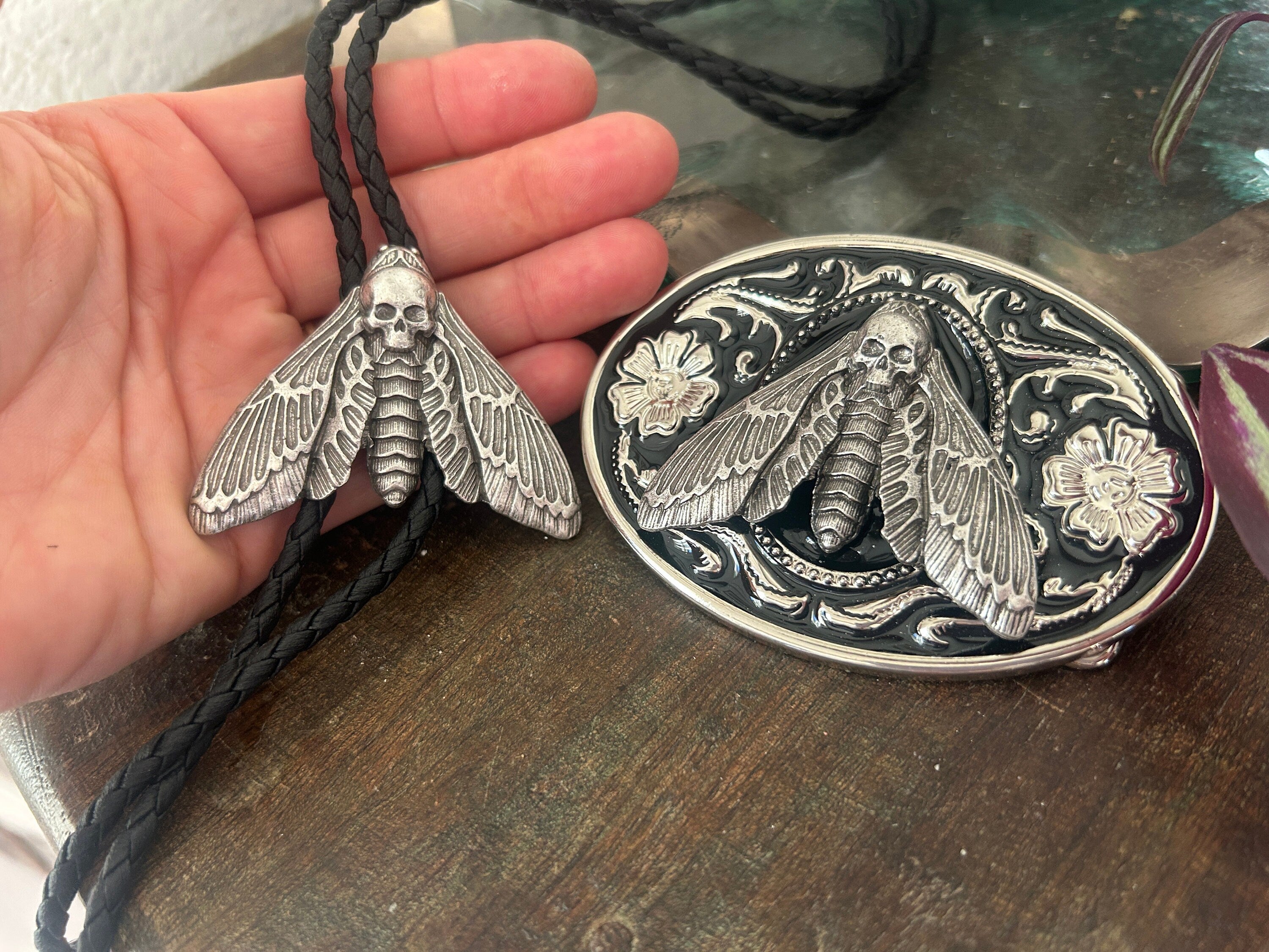 Dead Moth Buckle/Bolo Set
