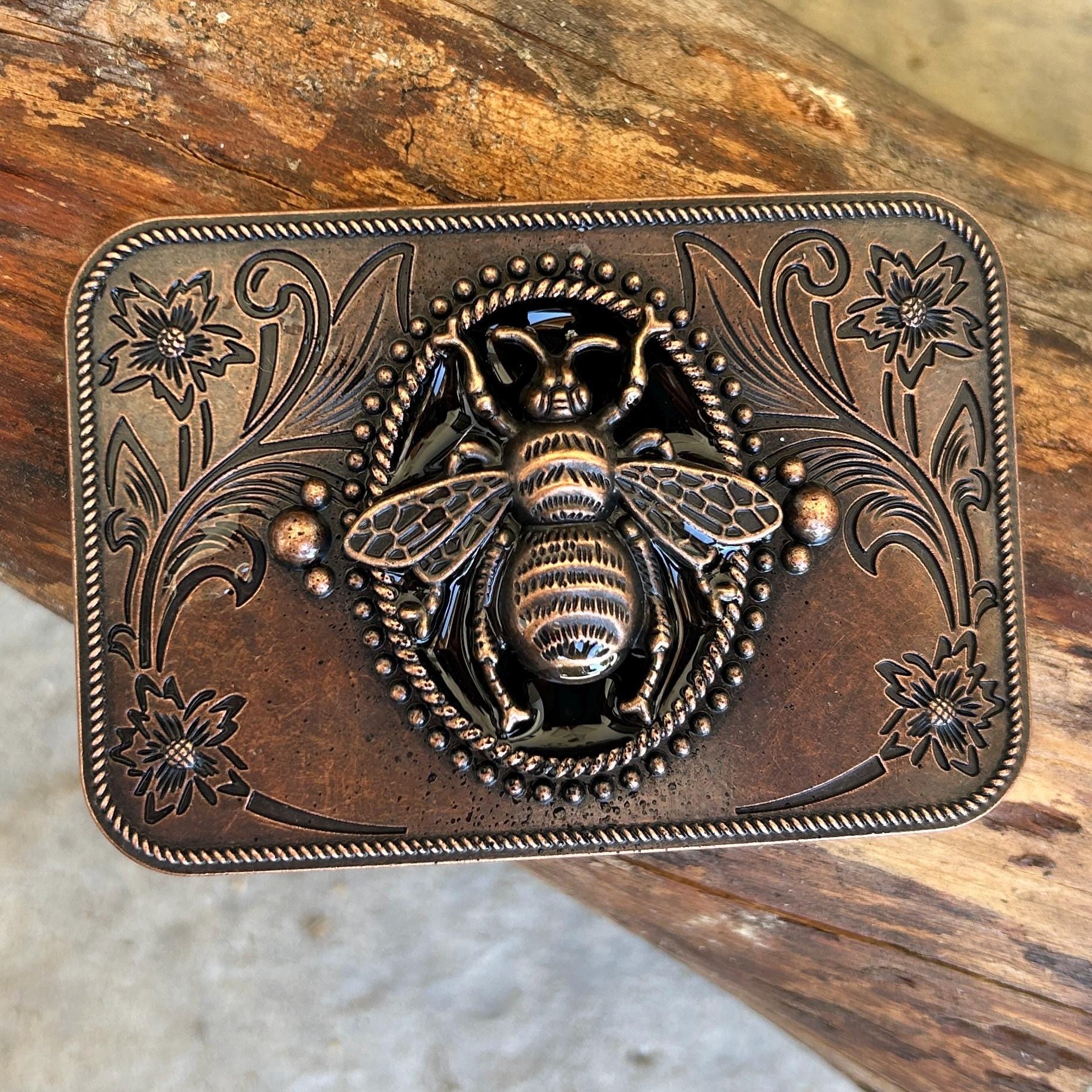 Bronze Bee Belt Buckle