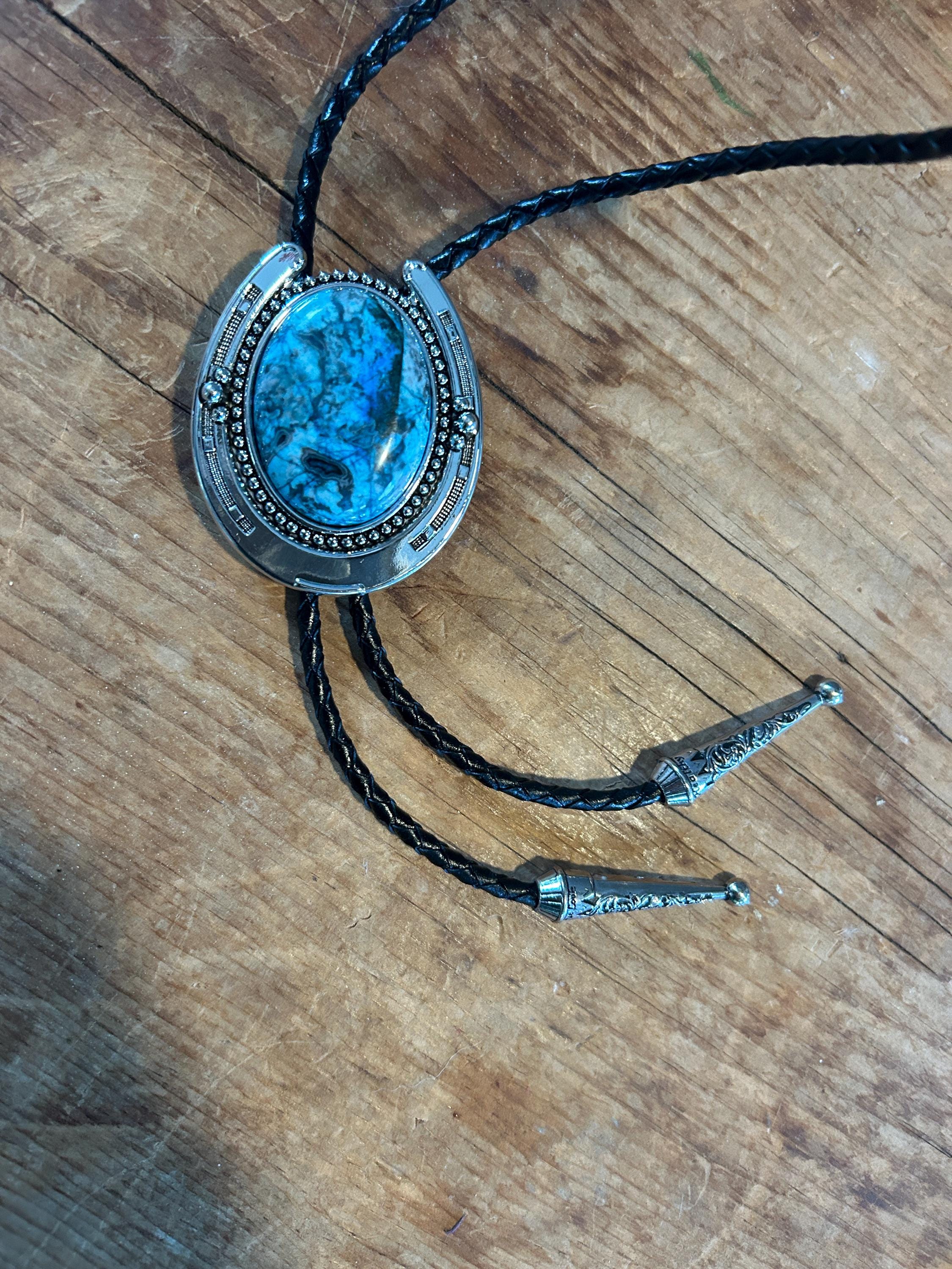 Blue Onyx Horseshoe Bolo Tie