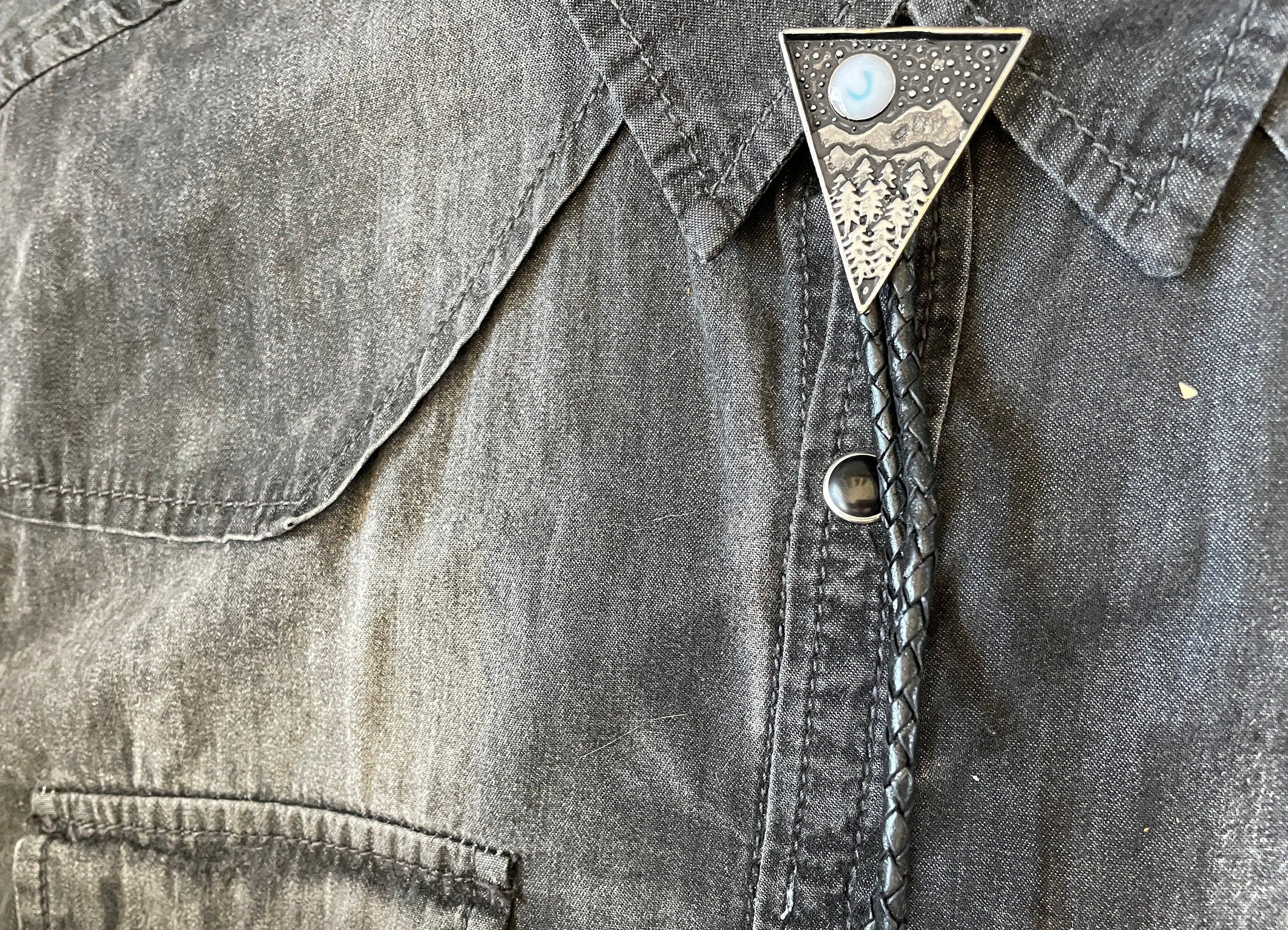 Mountain Bolo Tie