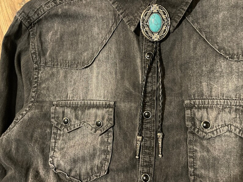 Turquoise Frame Bolo