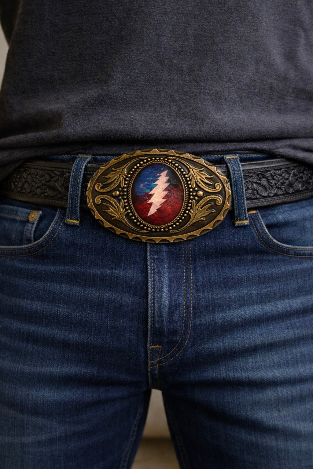 Oval Lightning Bolt Belt Buckle
