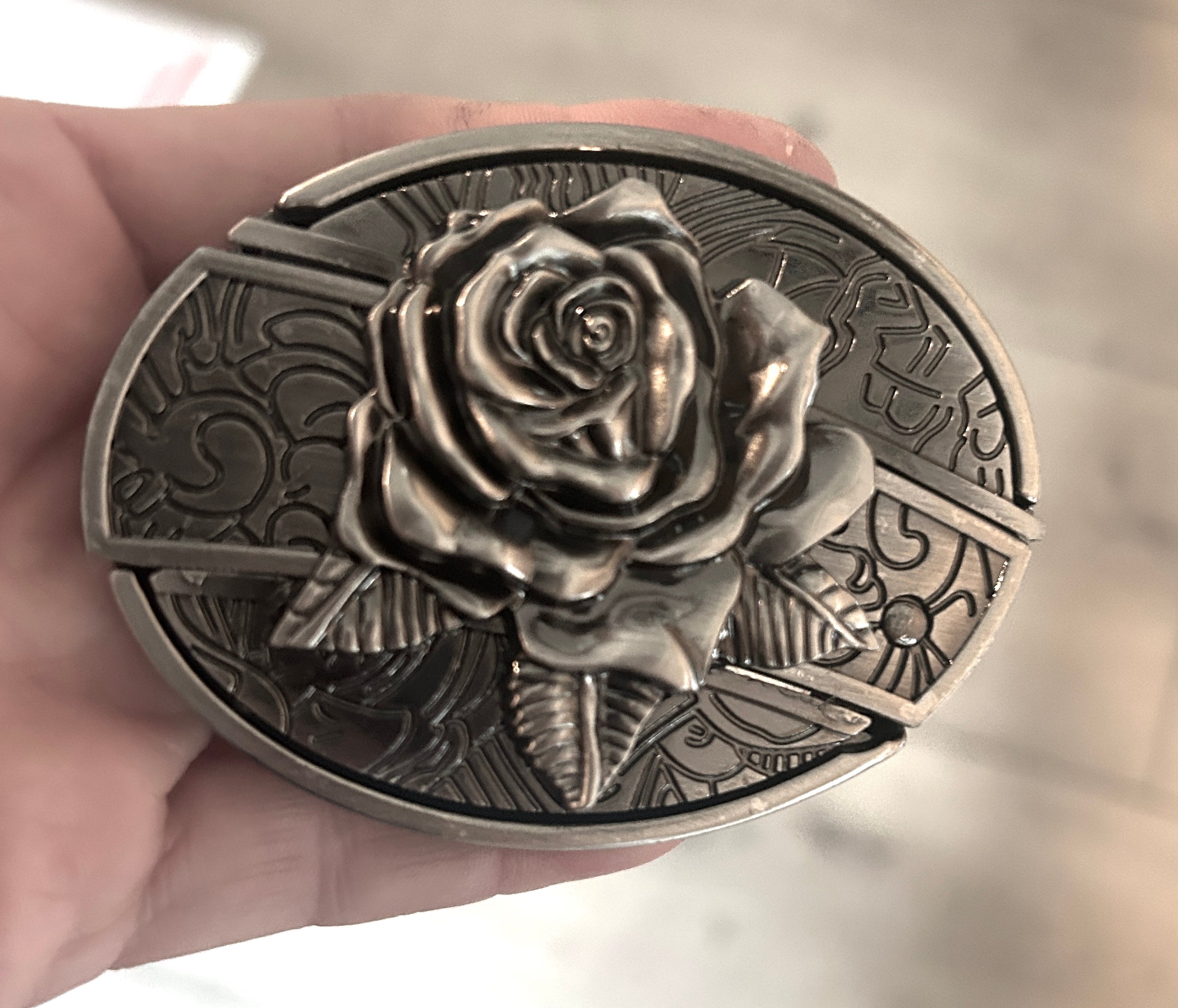 Hidden Tool Utility Belt Buckle - Rose