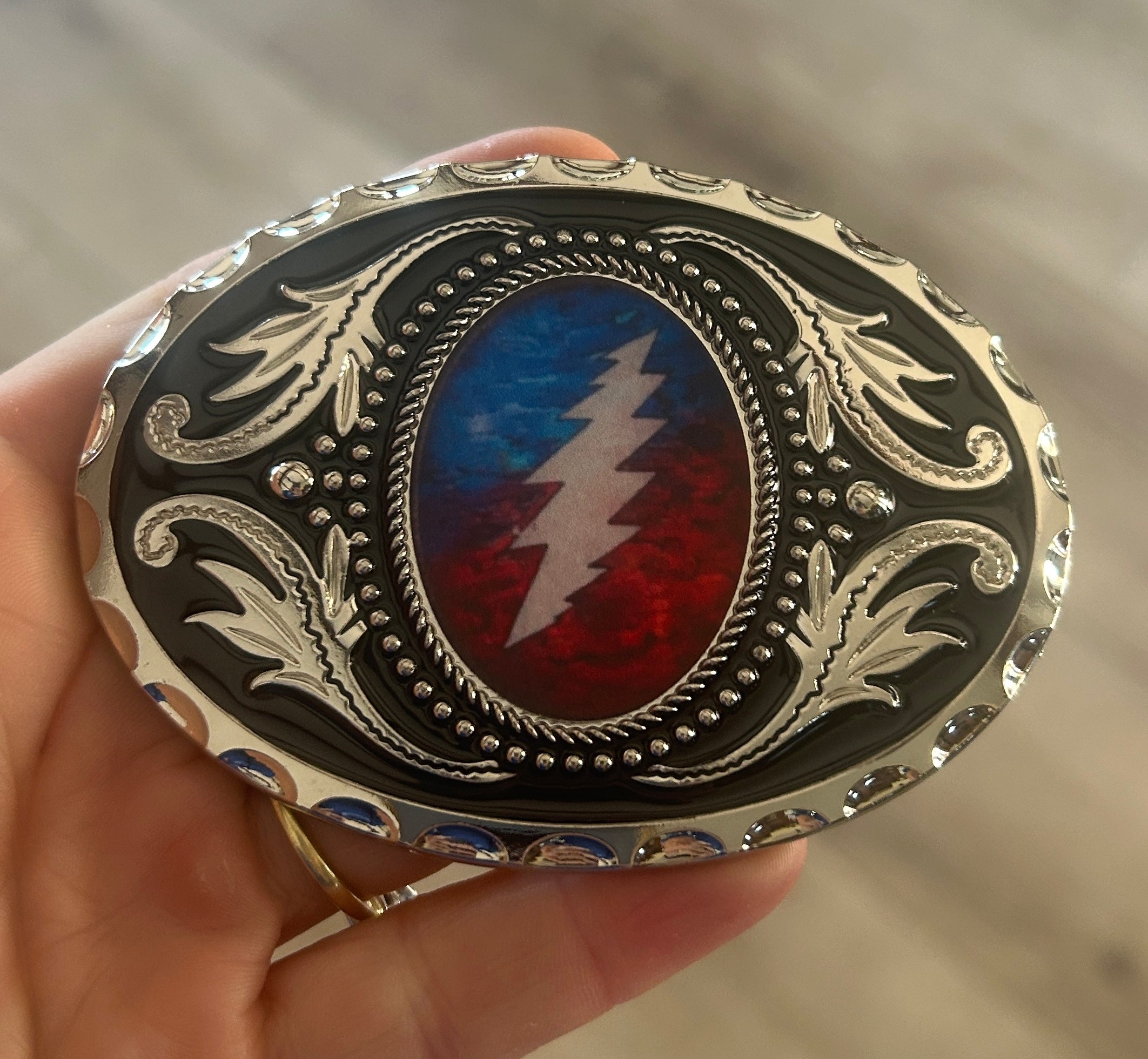 Oval Lightning Bolt Belt Buckle
