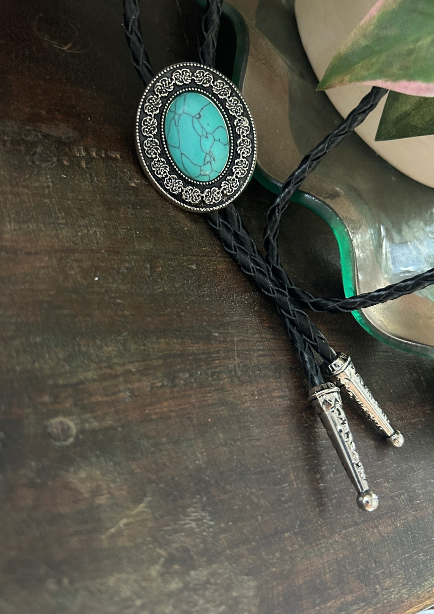 Oval Turquoise Bolo Tie