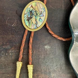 Abalone Shell Bolo Tie - Gold