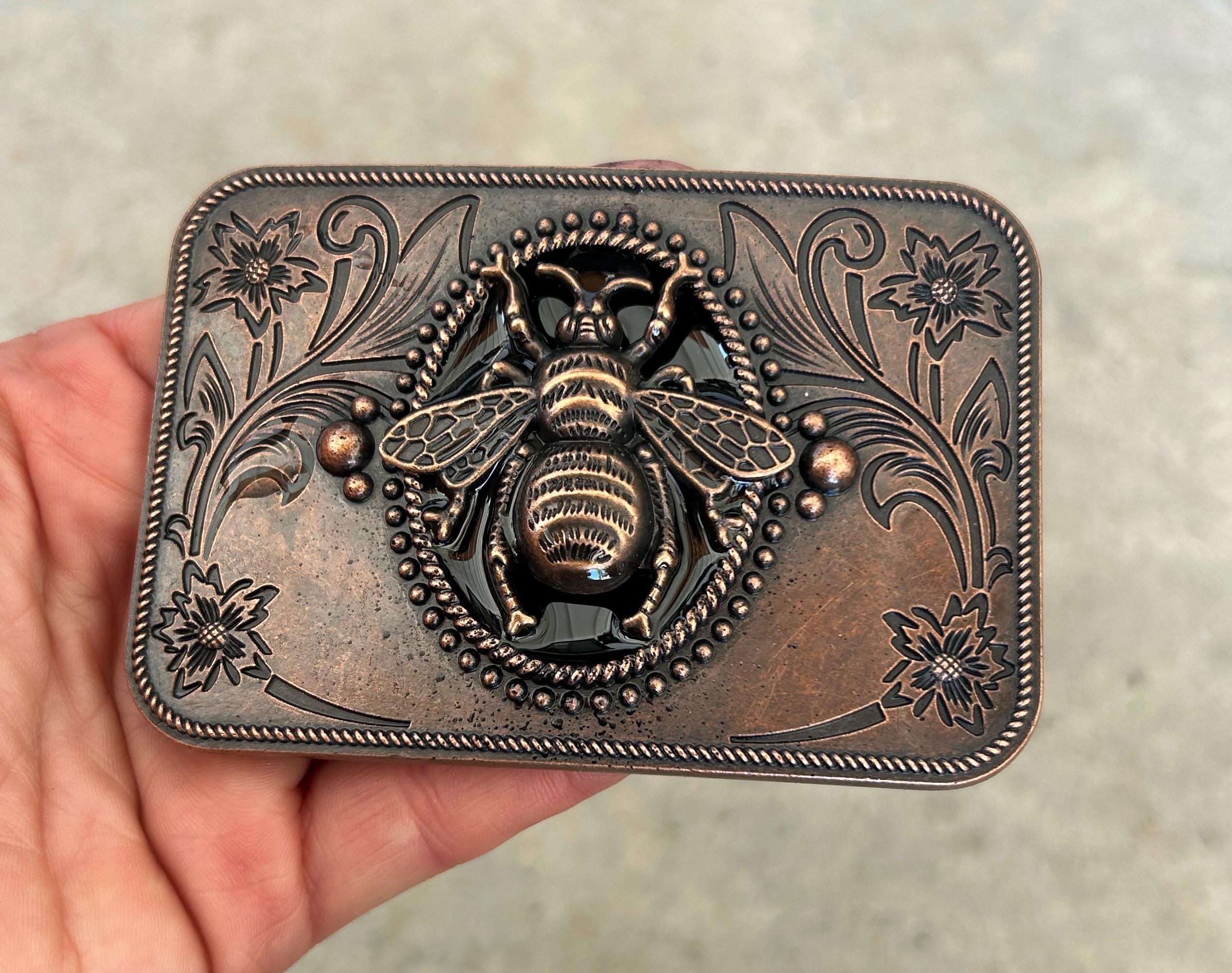 Bronze Bee Belt Buckle