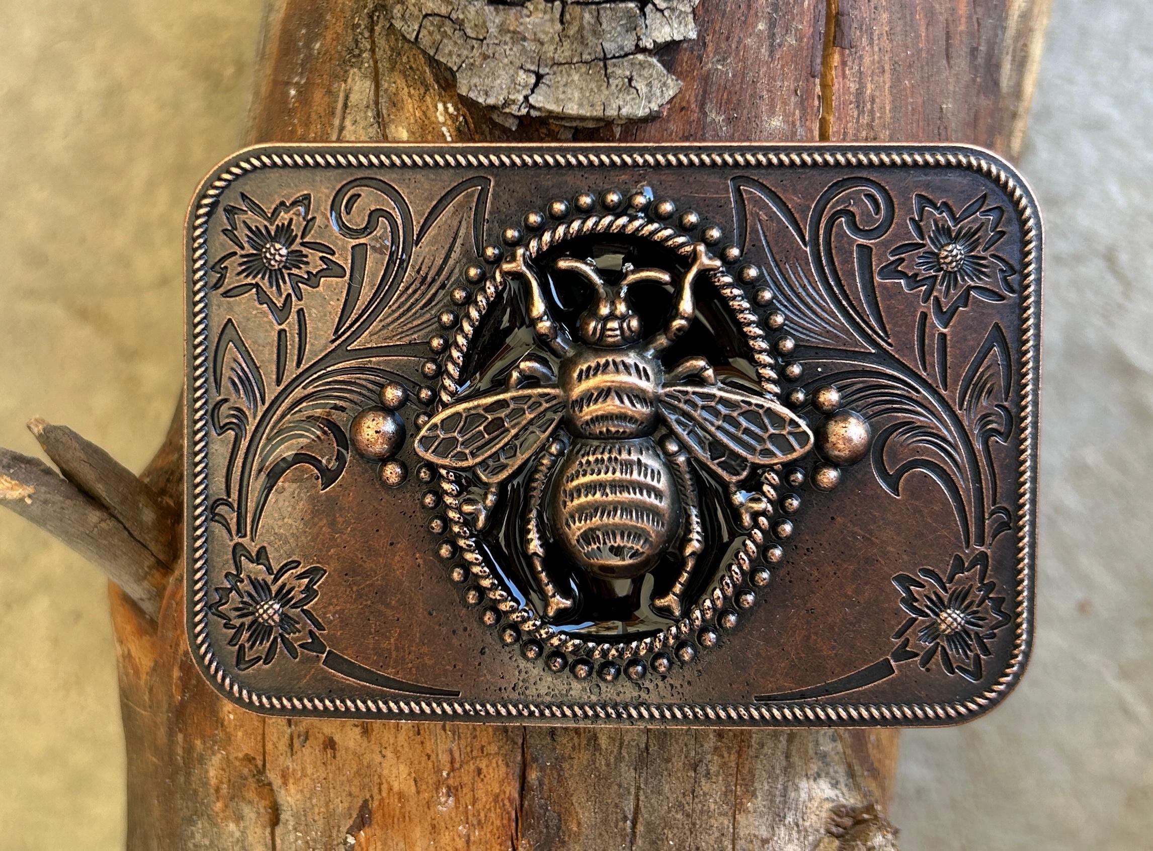 Bronze Bee Belt Buckle