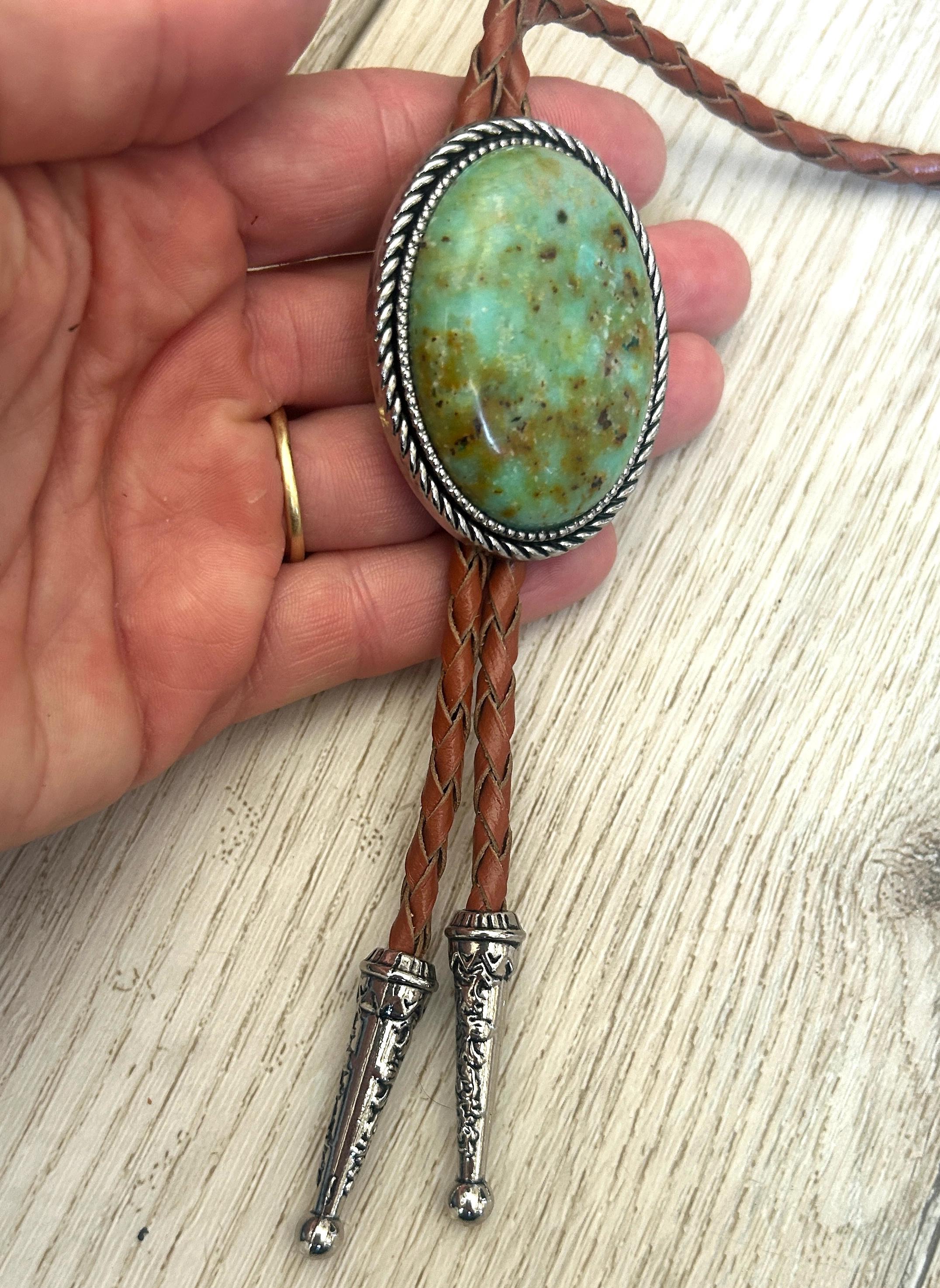 Turquoise Southwestern Bolo Tie