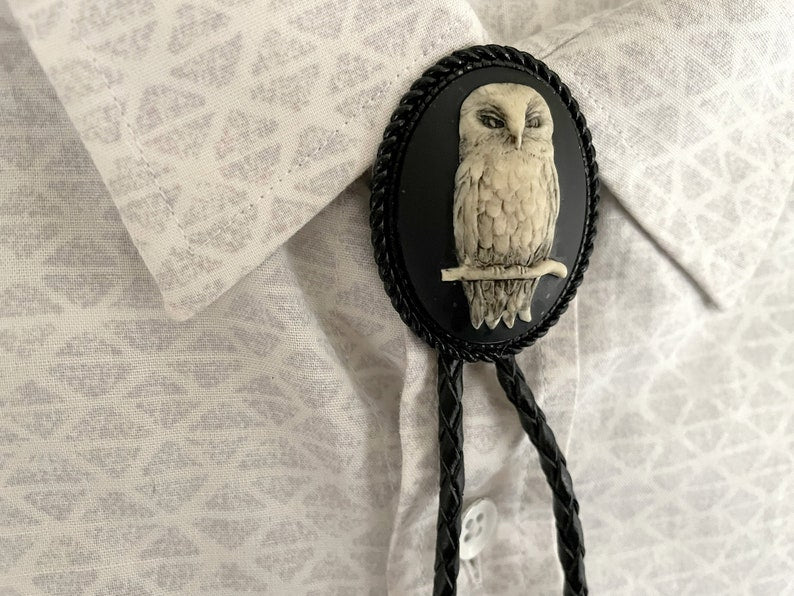 Owl Cameo Bolo Tie