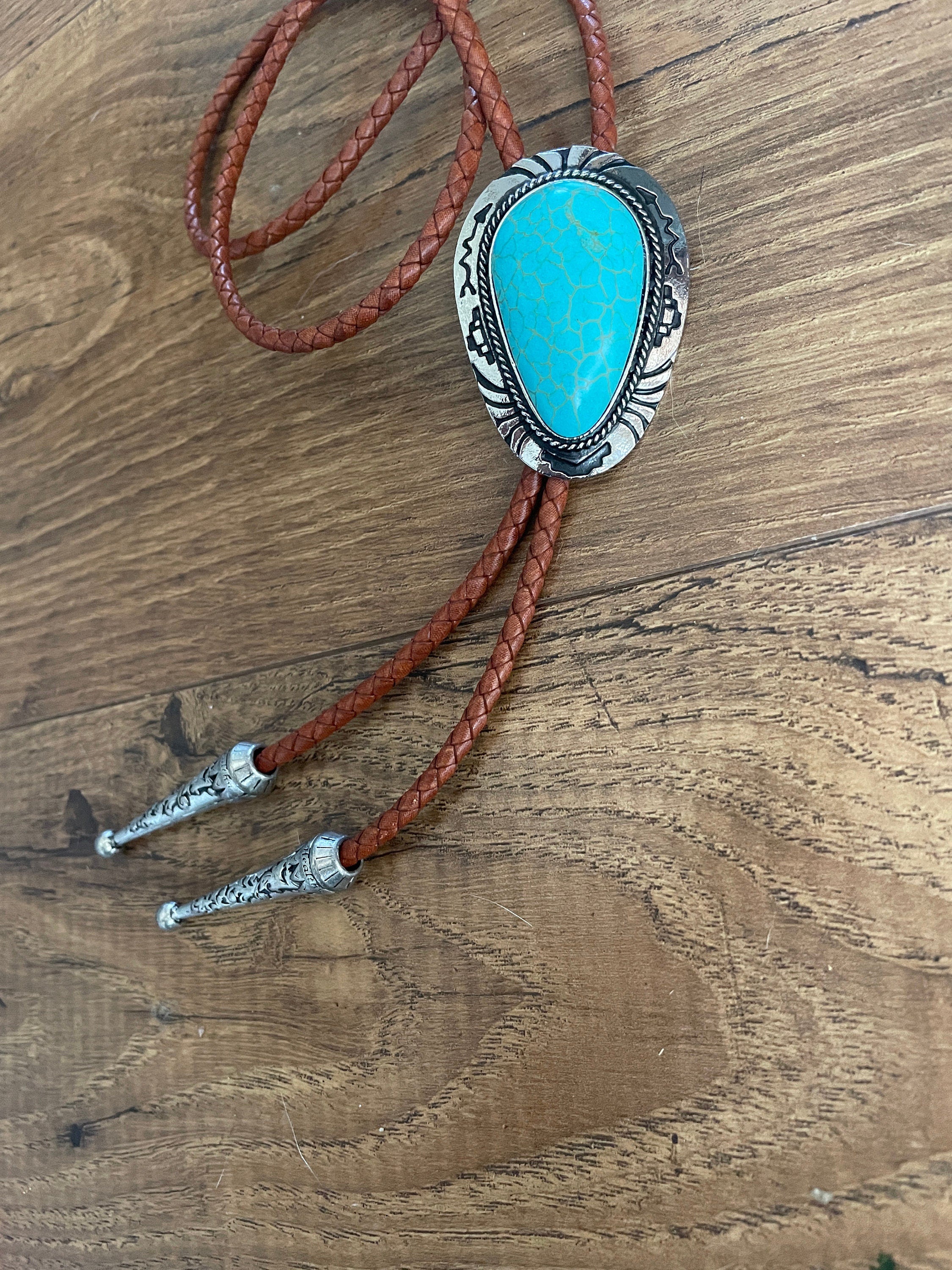 Pear Turquoise Bolo Tie