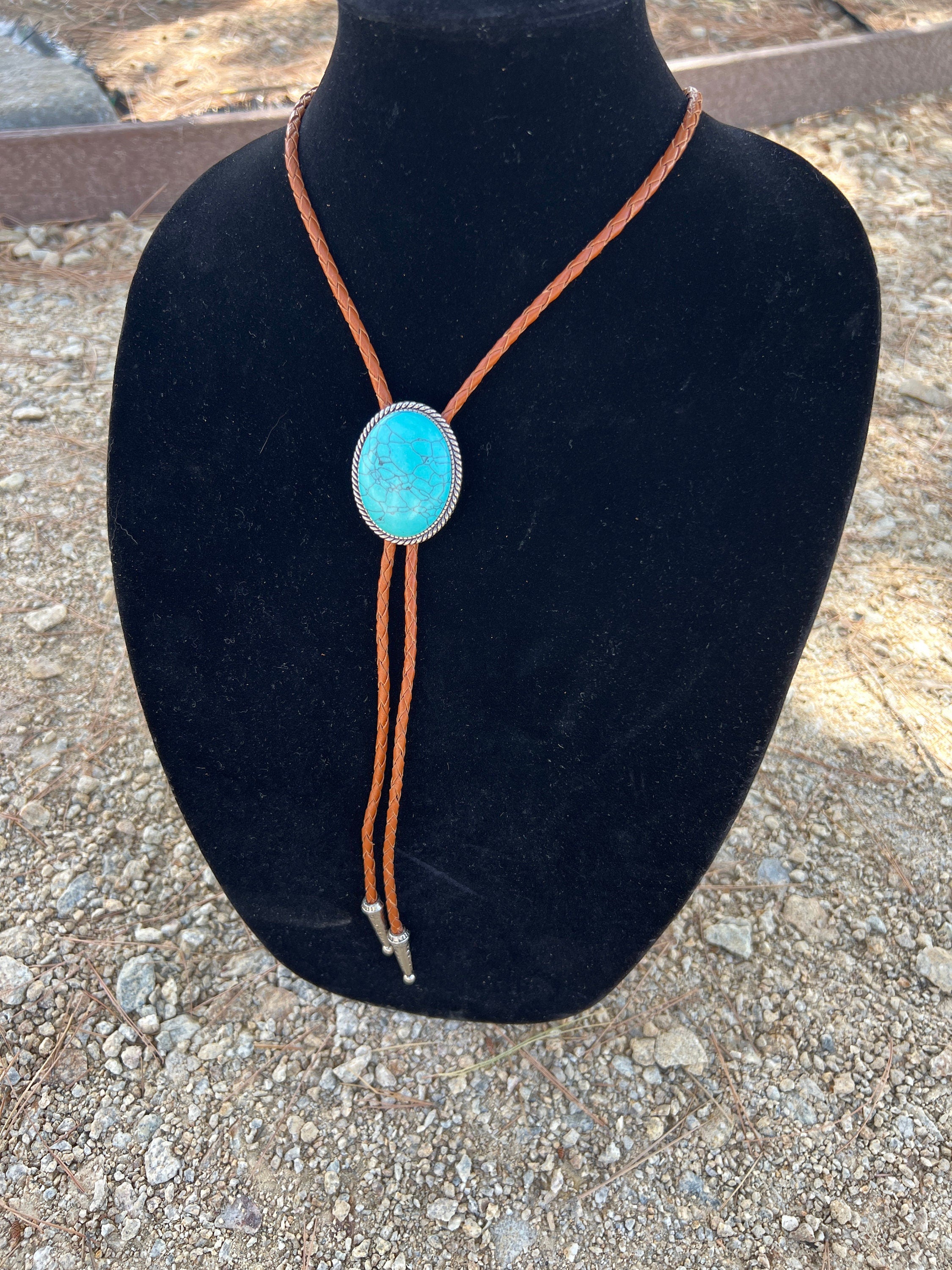 Oval Turquoise Bolo Tie